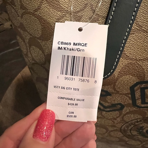 NWT Coach City Tote In Signature Canvas With Varsity Motif - Picture 6 of 6